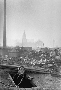 Nagasaki 10. August 1945 :: Happy face? No worries?