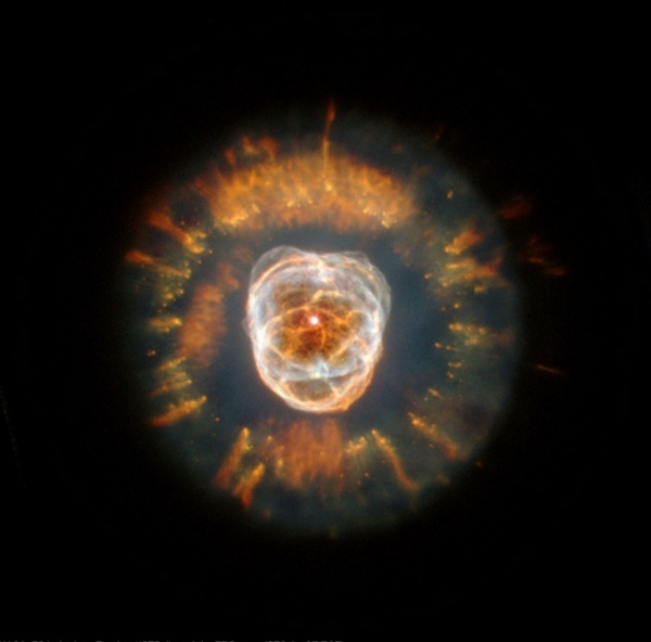 Hubble :: Eskimo Nebula in Gemini, 1999
